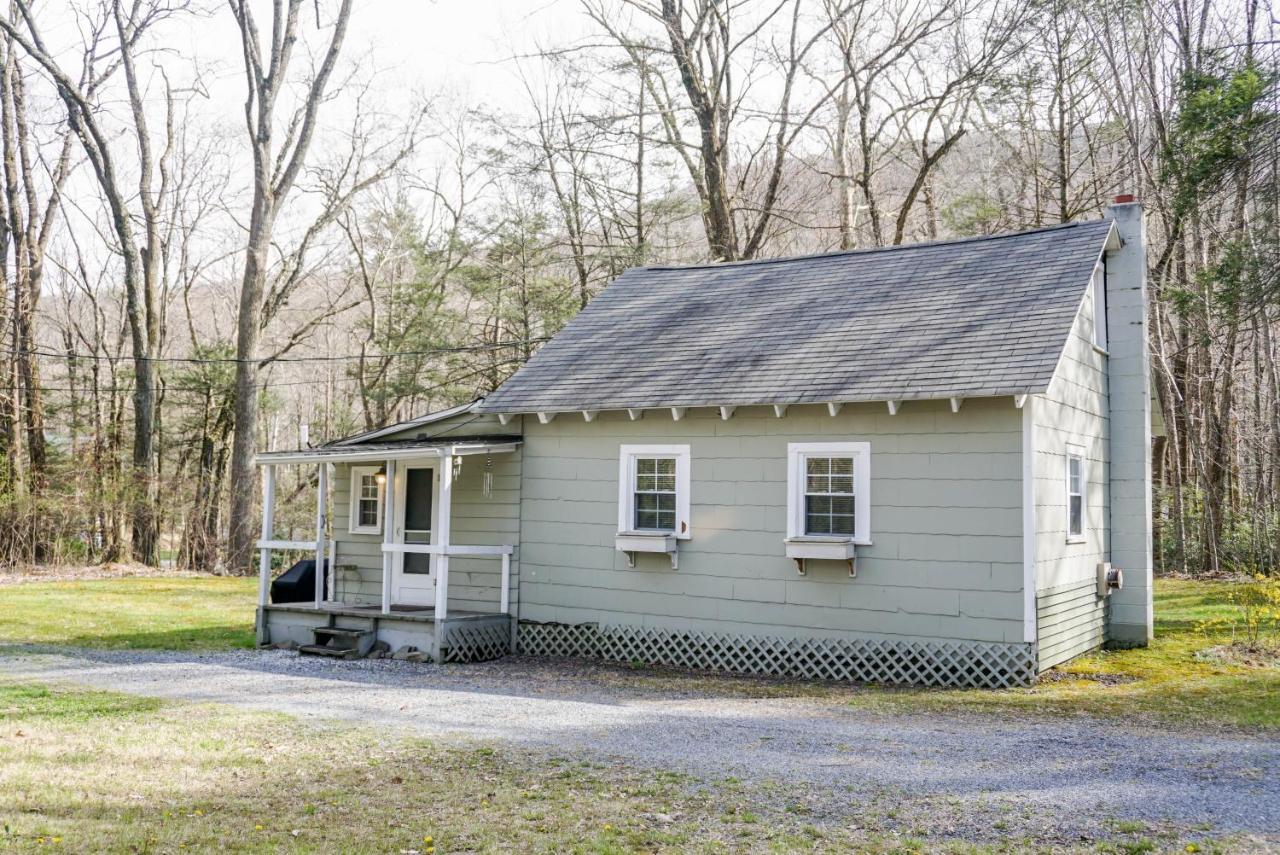 Camelback Cottage - On One Acre & Near Local Attractions Tannersville Kültér fotó
