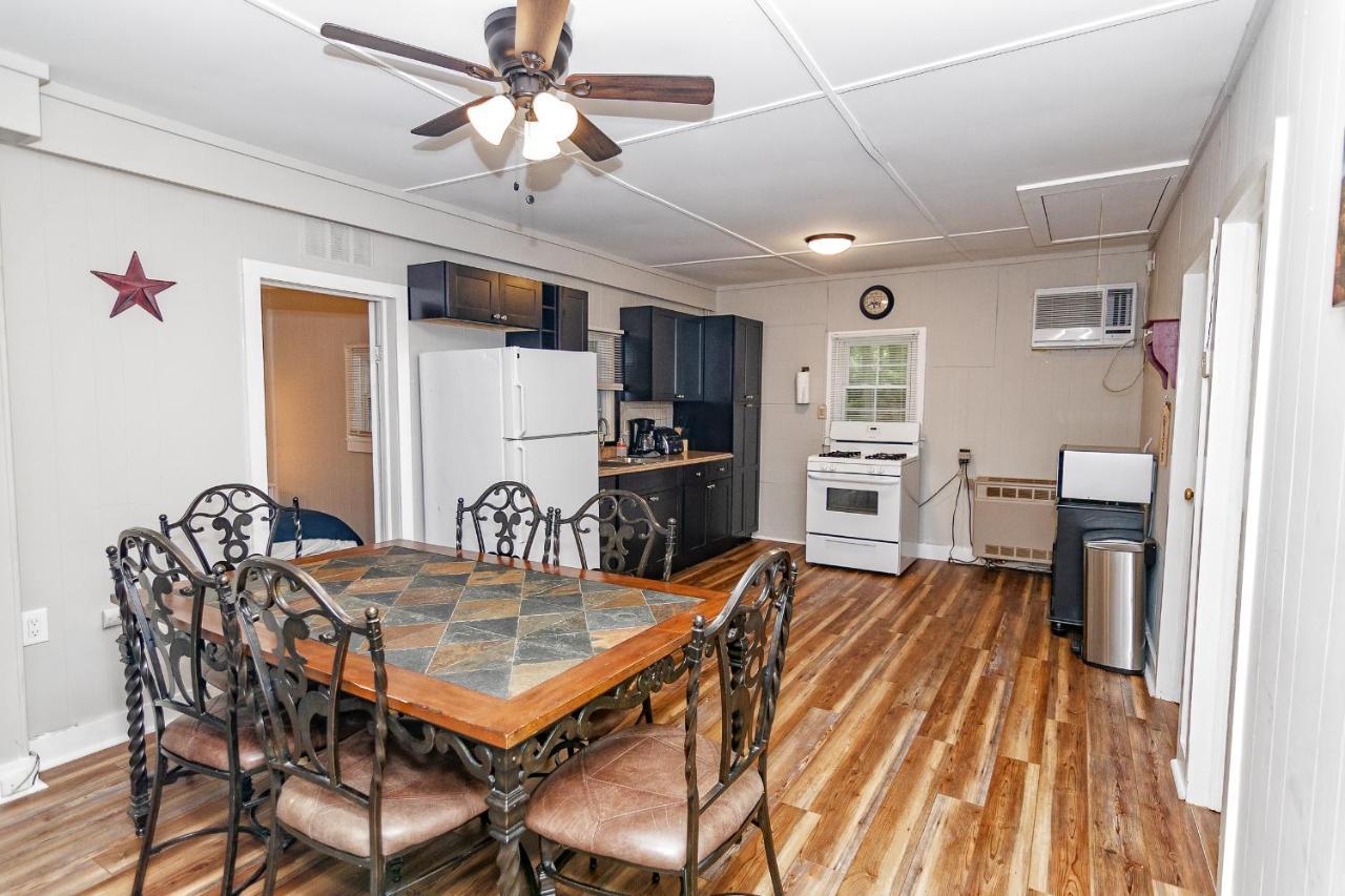 Camelback Cottage - On One Acre & Near Local Attractions Tannersville Kültér fotó